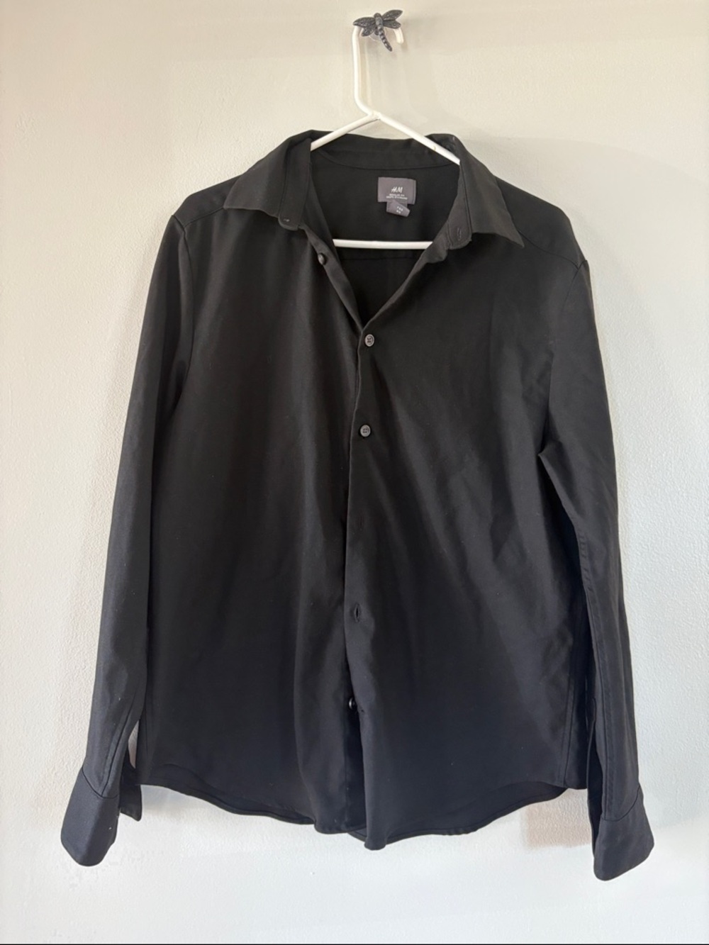 H&M Men's Black Button-Up Dress Shirt